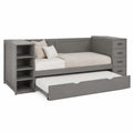 Cama nido con cama inferior extraíble de madera gris con estanterías laterales y cajones cabecero integrado